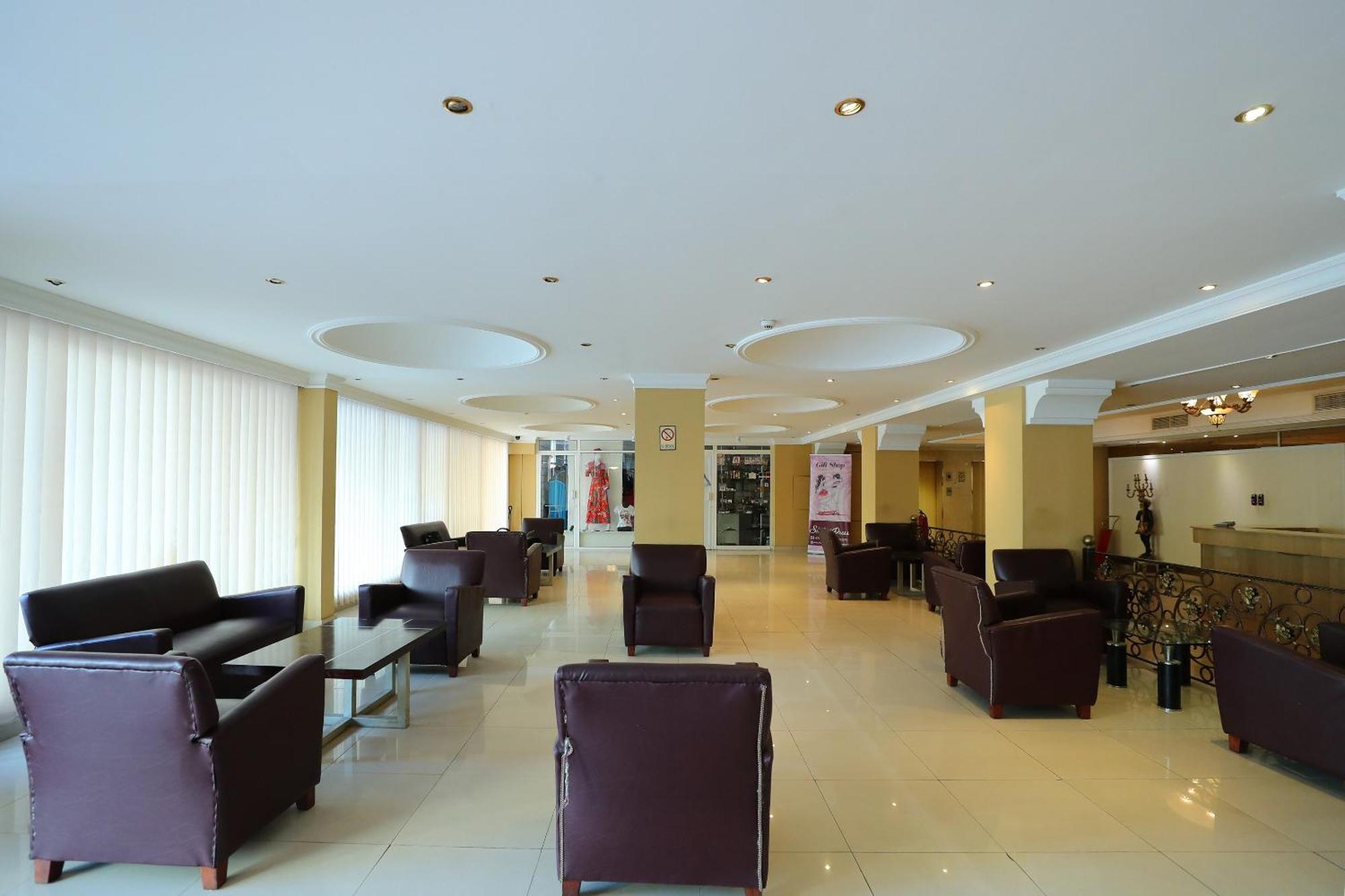 מנאמה Oyo 112 Semiramis Hotel מראה חיצוני תמונה